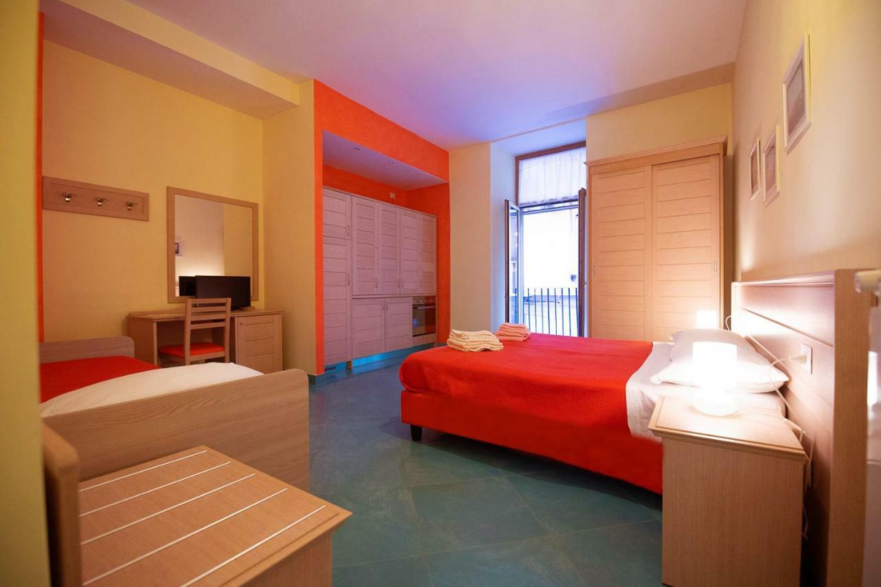 B&B Al Centro Storico Napels Buitenkant foto